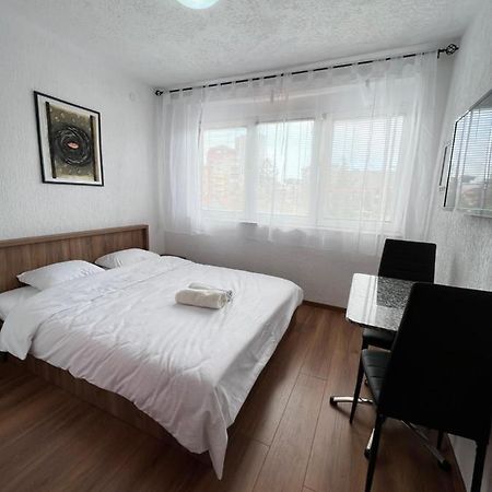Zogu Apartments - Downtown Prisztina Zewnętrze zdjęcie