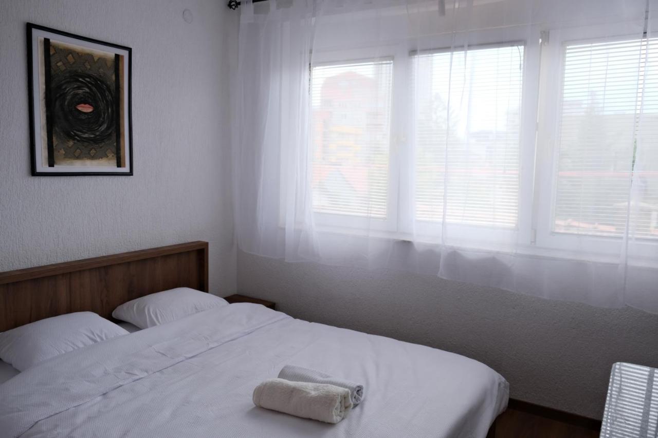 Zogu Apartments - Downtown Prisztina Zewnętrze zdjęcie