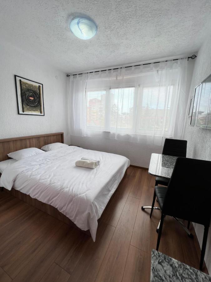 Zogu Apartments - Downtown Prisztina Zewnętrze zdjęcie