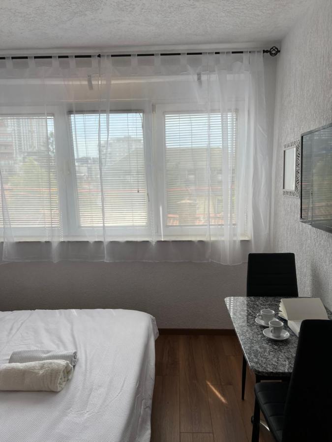 Zogu Apartments - Downtown Prisztina Zewnętrze zdjęcie